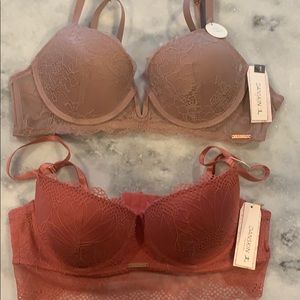Two danskin push up bras in 34B NWT